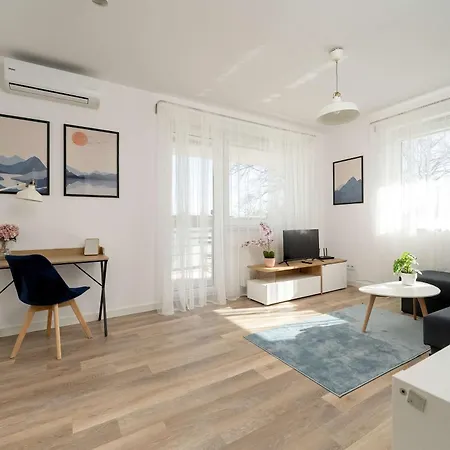 Wyjatkowy Z Parkingiem By Renters * Вроцлав